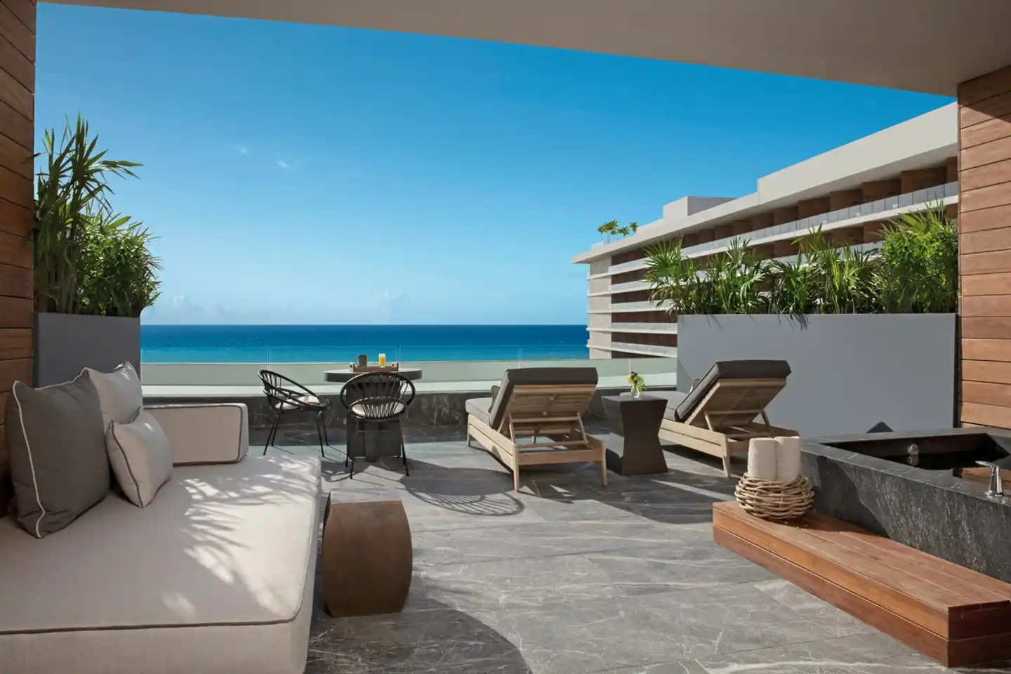 Secrets Moxché Playa del Carmen Terrasse