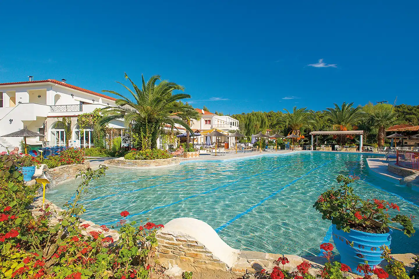 Chrousso Village Strand
