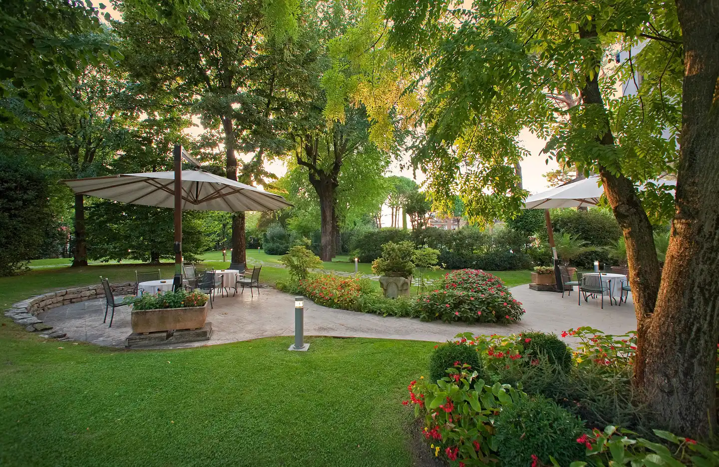 Bristol Buja Garten
