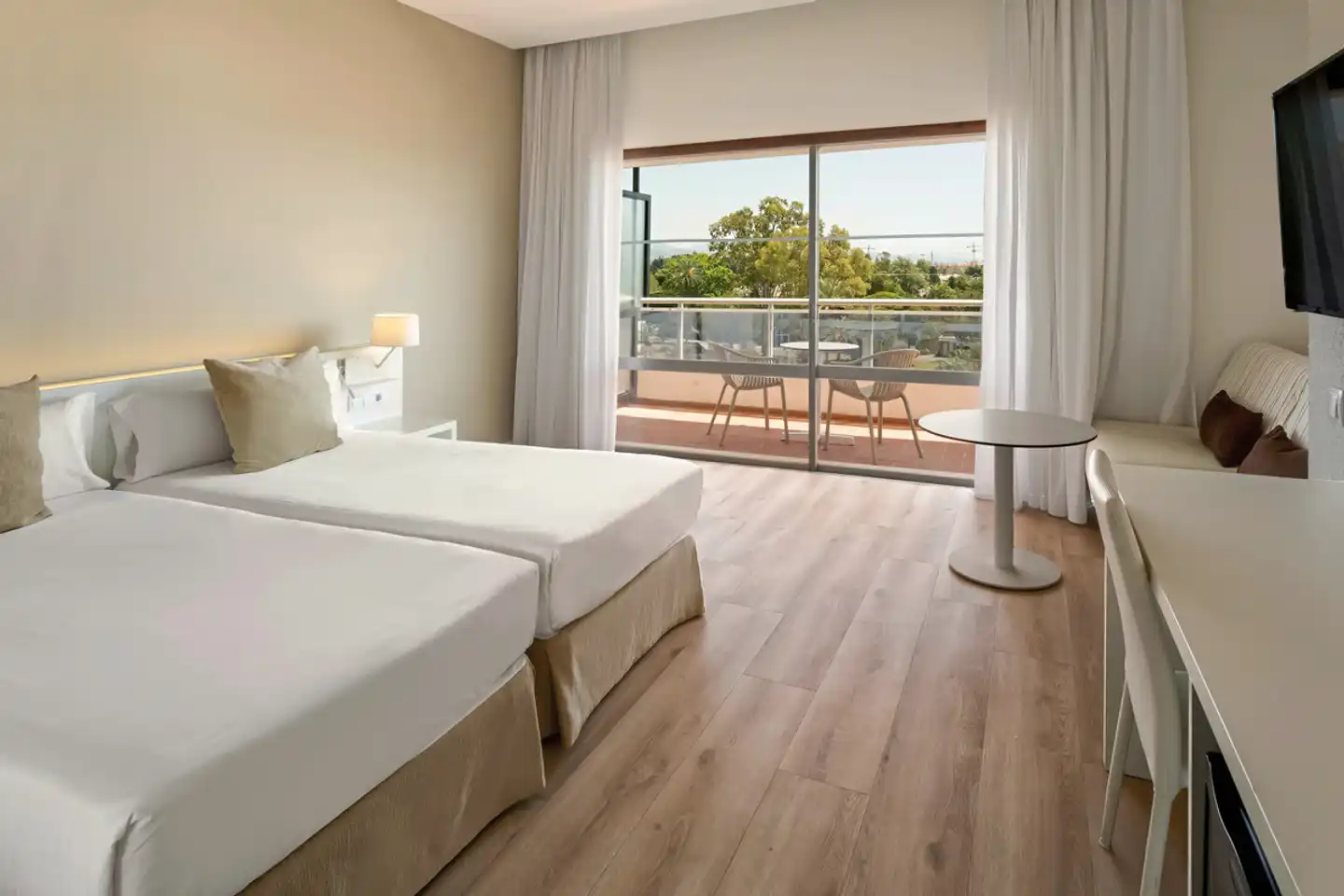 Sol Marbella Estepona · Atalaya Park Wohnbeispiel