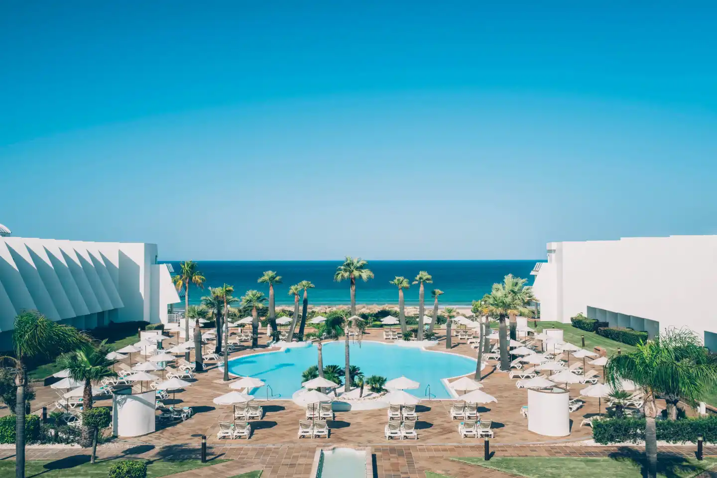 Iberostar Waves Royal Andalus Pool