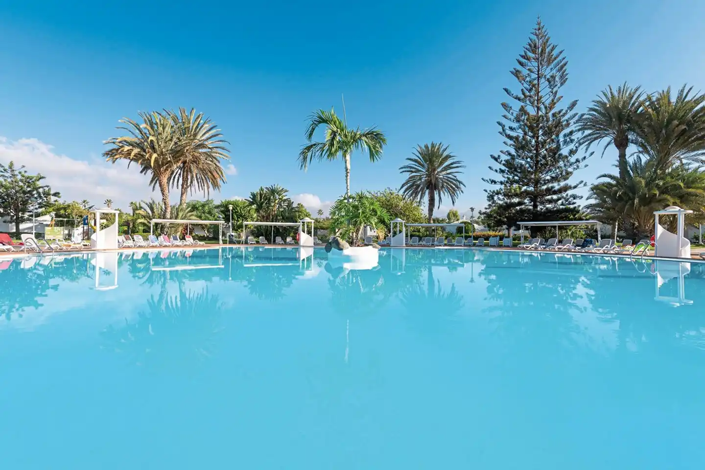 Cordial Sandy Golf Pool