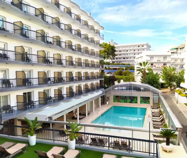 Helios Lloret Pool