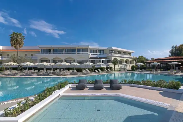 Niriides Pool