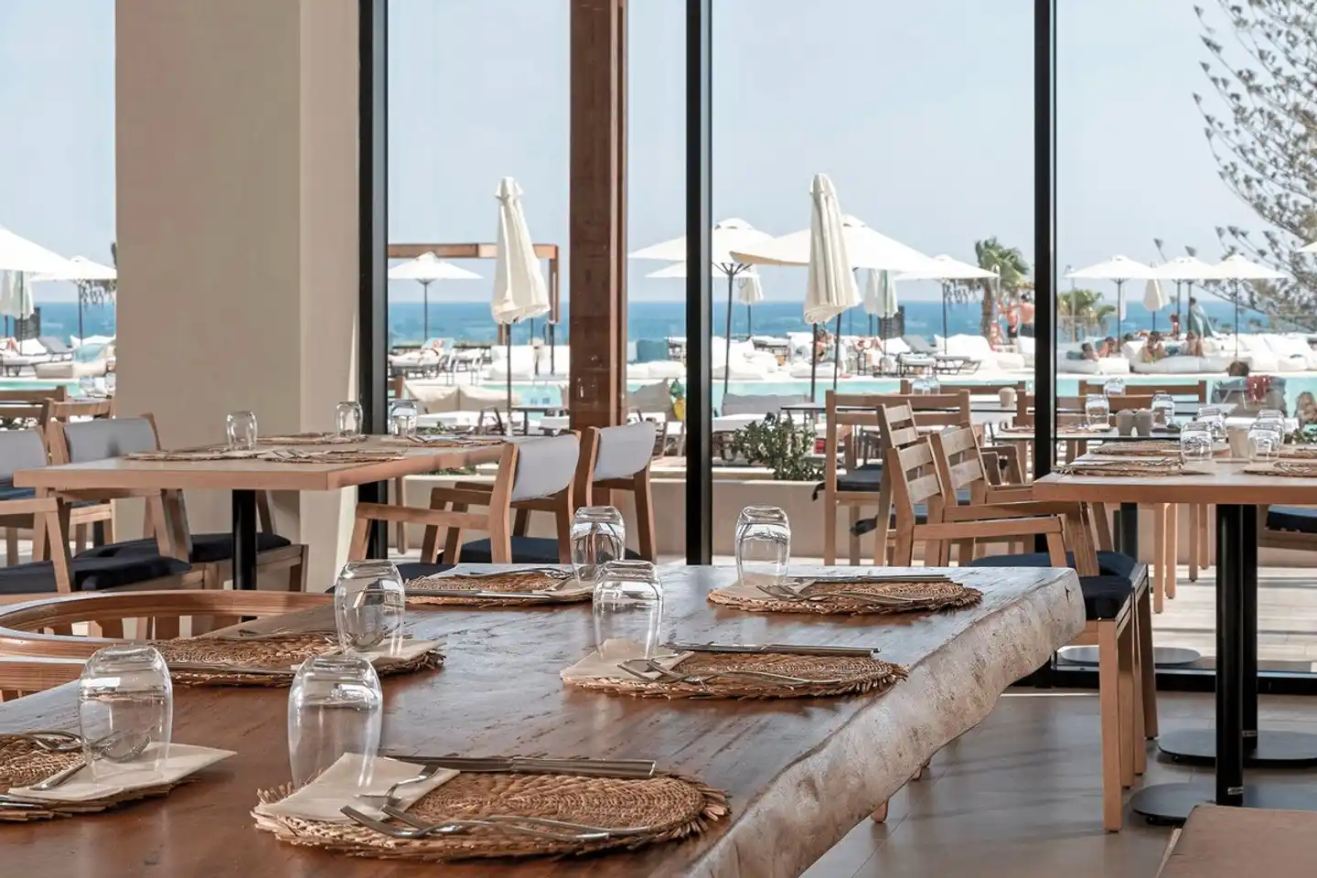 Helea Lifestyle Beach Resort Restaurant