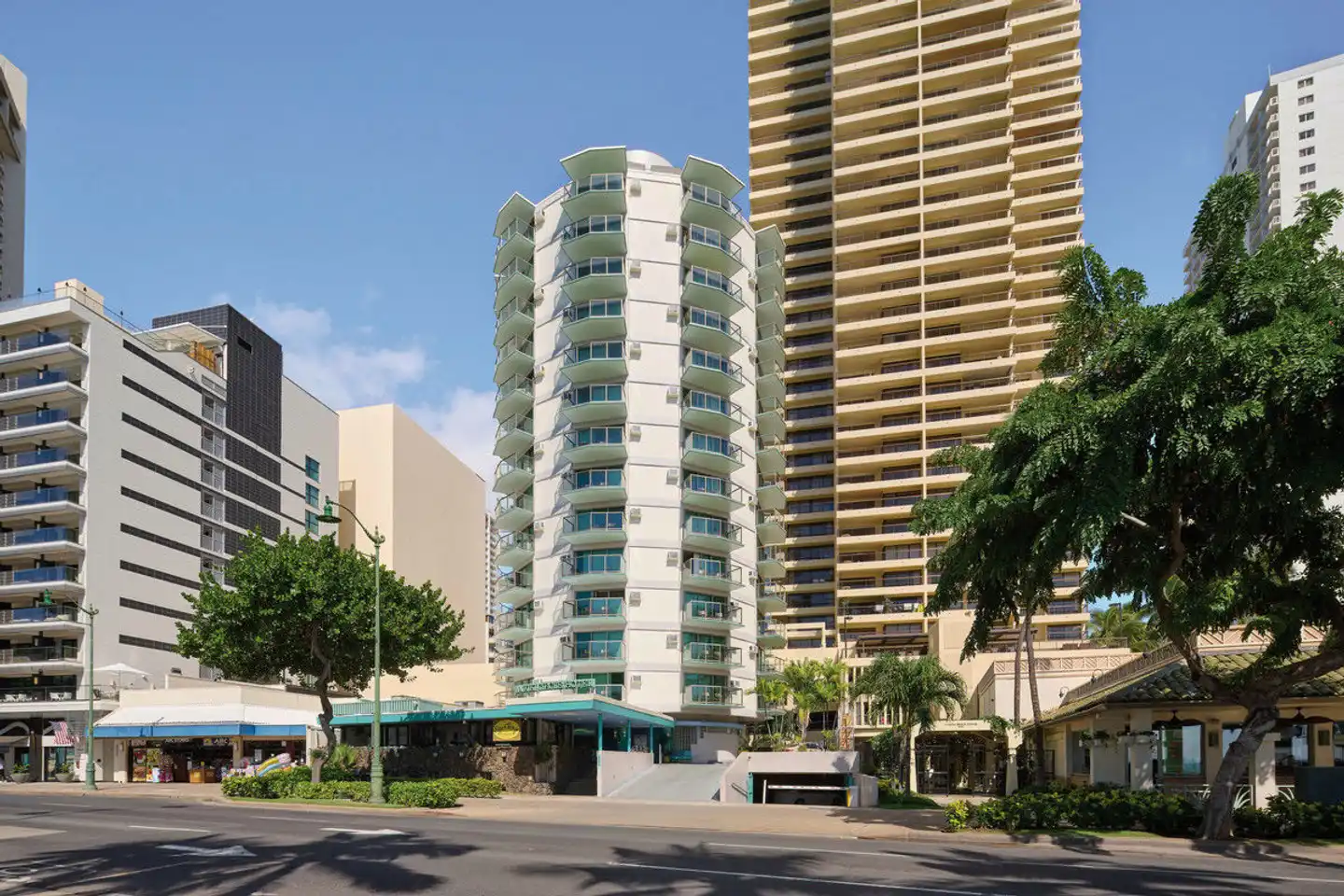 Aston Waikiki Circle Hotel Aussenansicht
