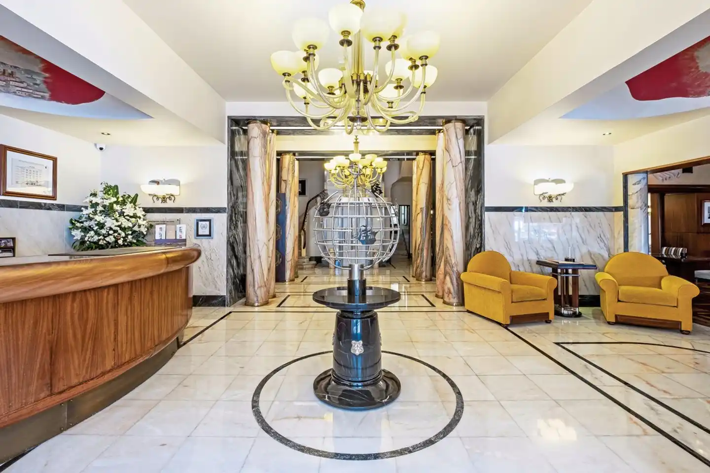 Hotel Britania Art Deco Lobby