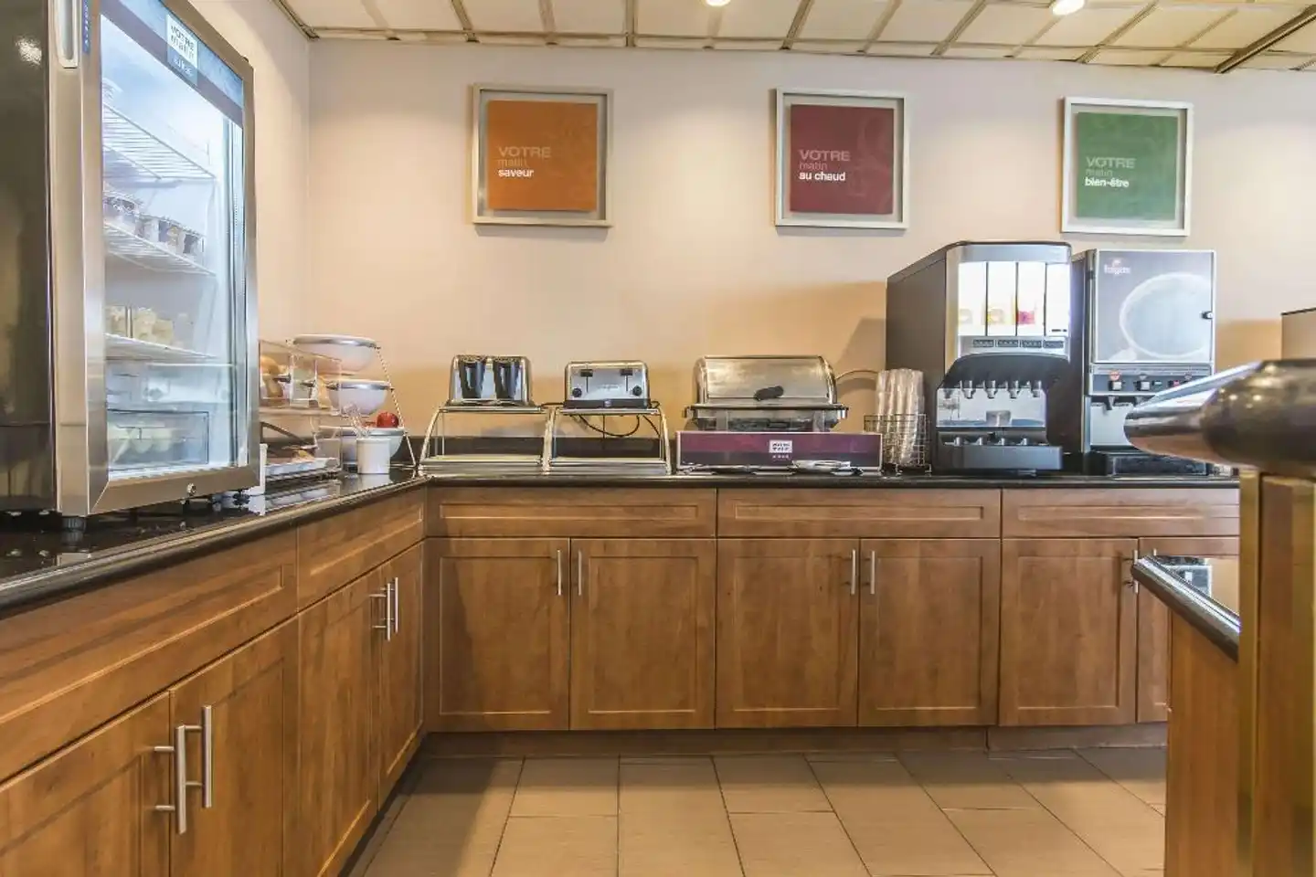 Comfort Suites Downtown Lobby