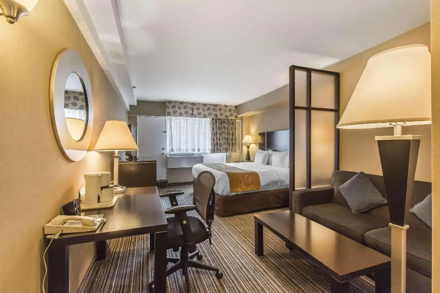 Comfort Suites Downtown Wohnbeispiel
