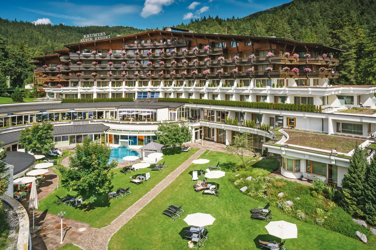 Krumers Alpin - Your Mountain Oasis Aussenansicht