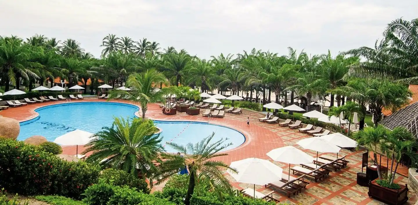 Phu Hai Resort Pool