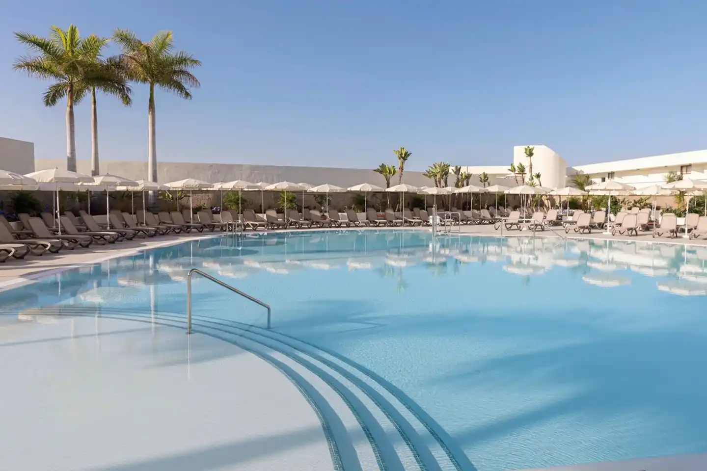 AluaSoul Costa Adeje Pool