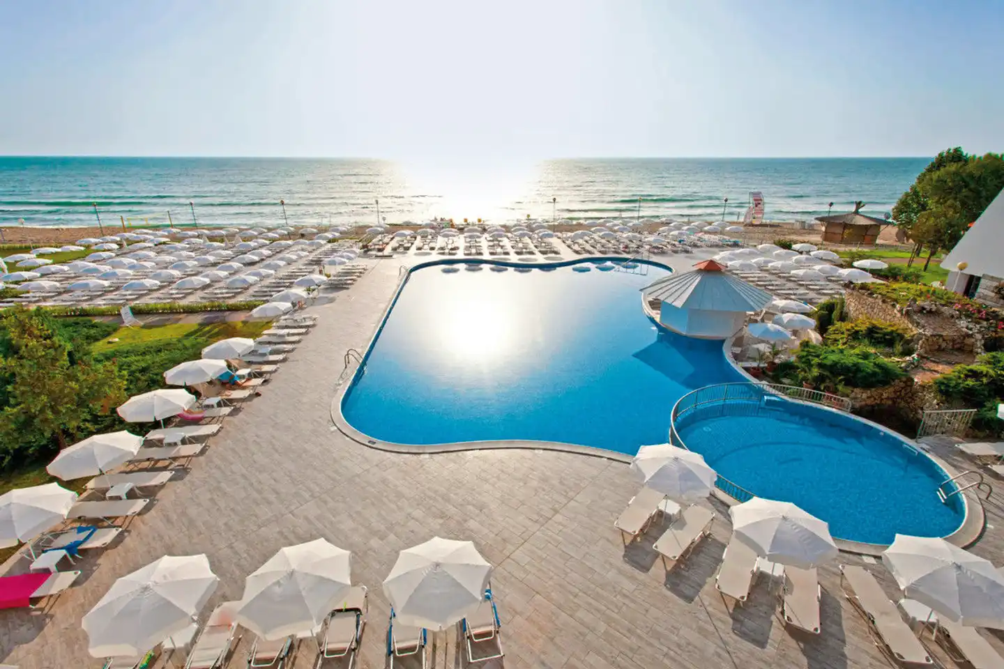 AluaSun Helios Beach Pool