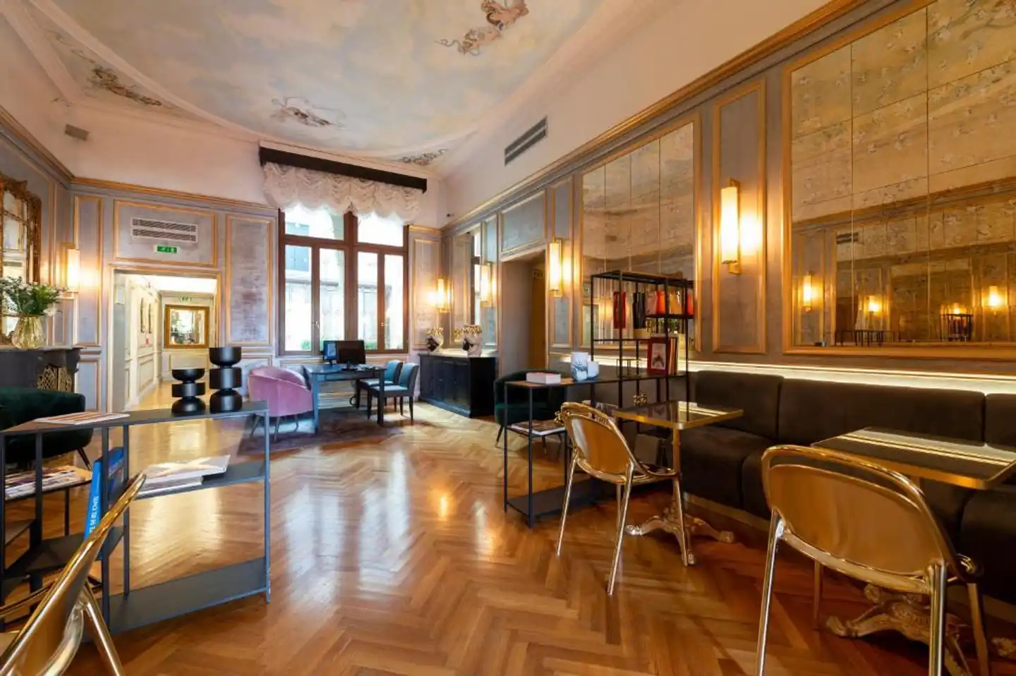 Antico Doge Lobby