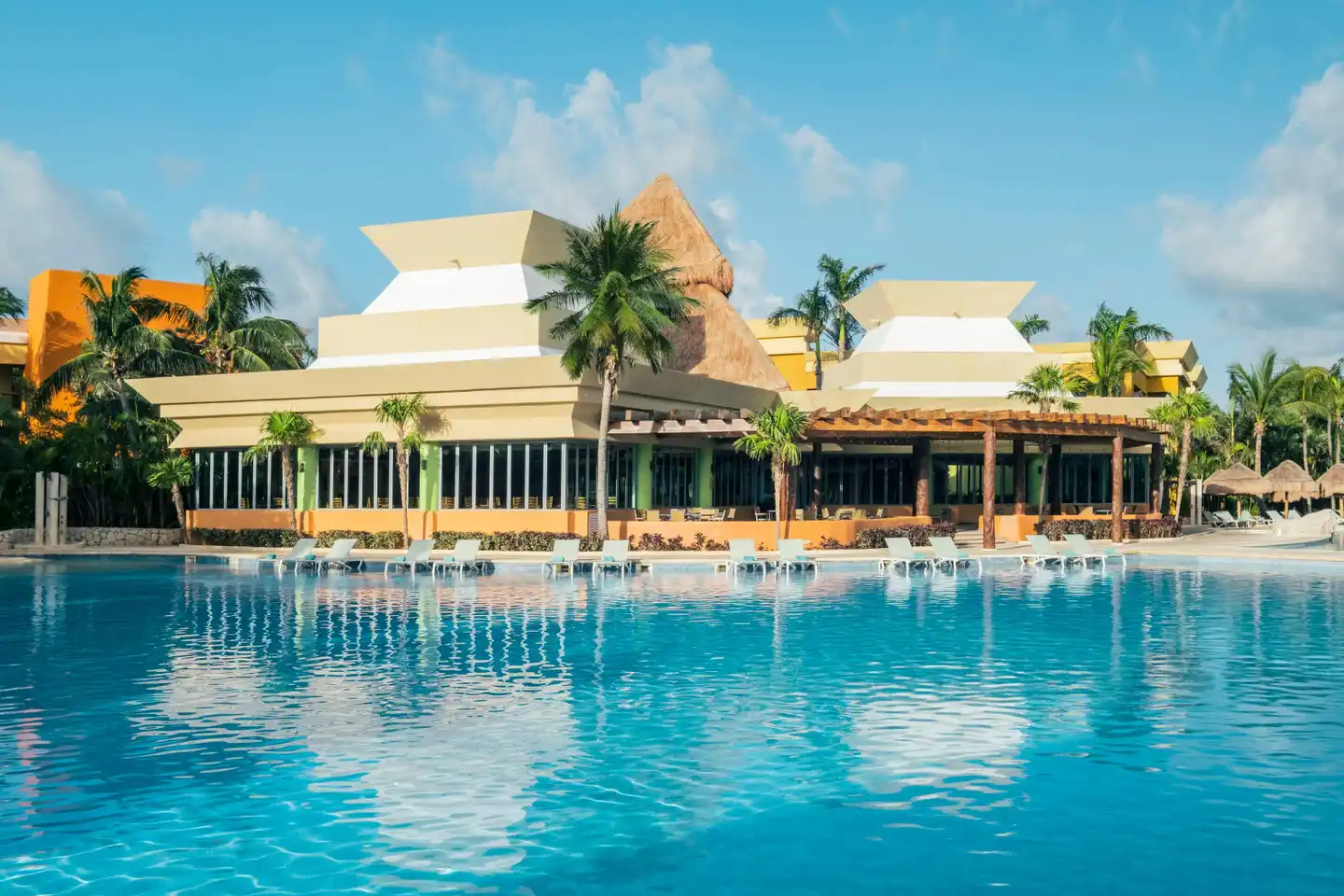 Iberostar Selection Paraíso Maya Pool