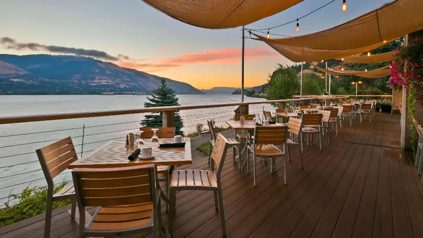 Best Western Plus Hood River Inn Terrasse