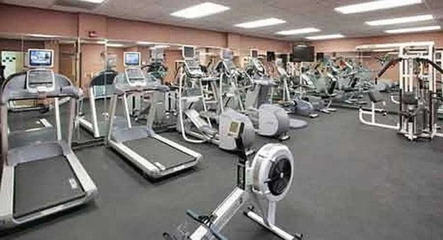 Wyndham Indianapolis West Sport und Entertainment