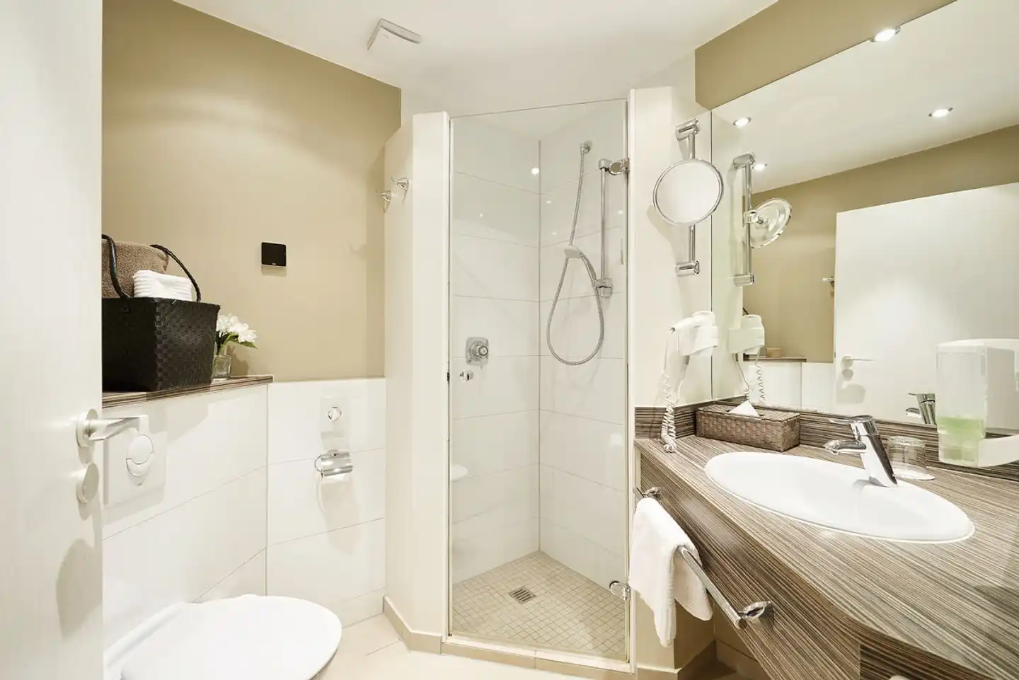 Hotel Munte am Stadtwald Badezimmer