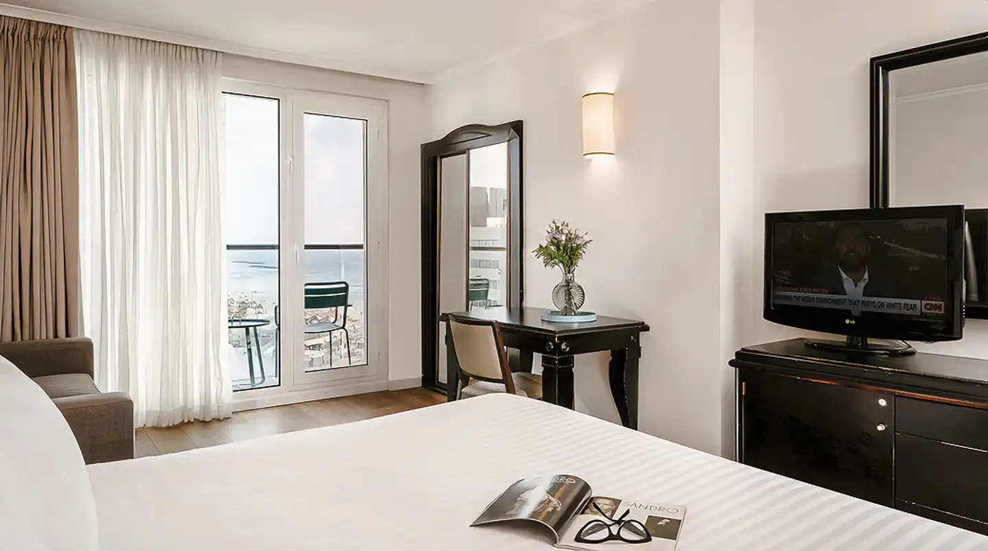 Crowne Plaza Tel Aviv Beach Wohnbeispiel