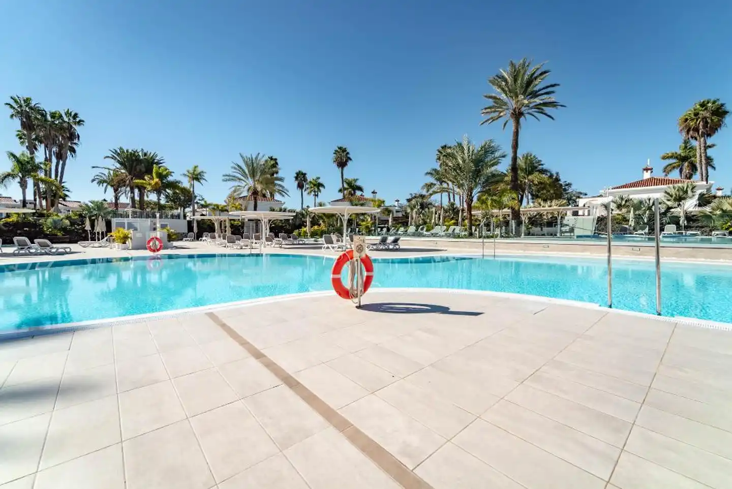 Hotel DunaGolf Suites Pool