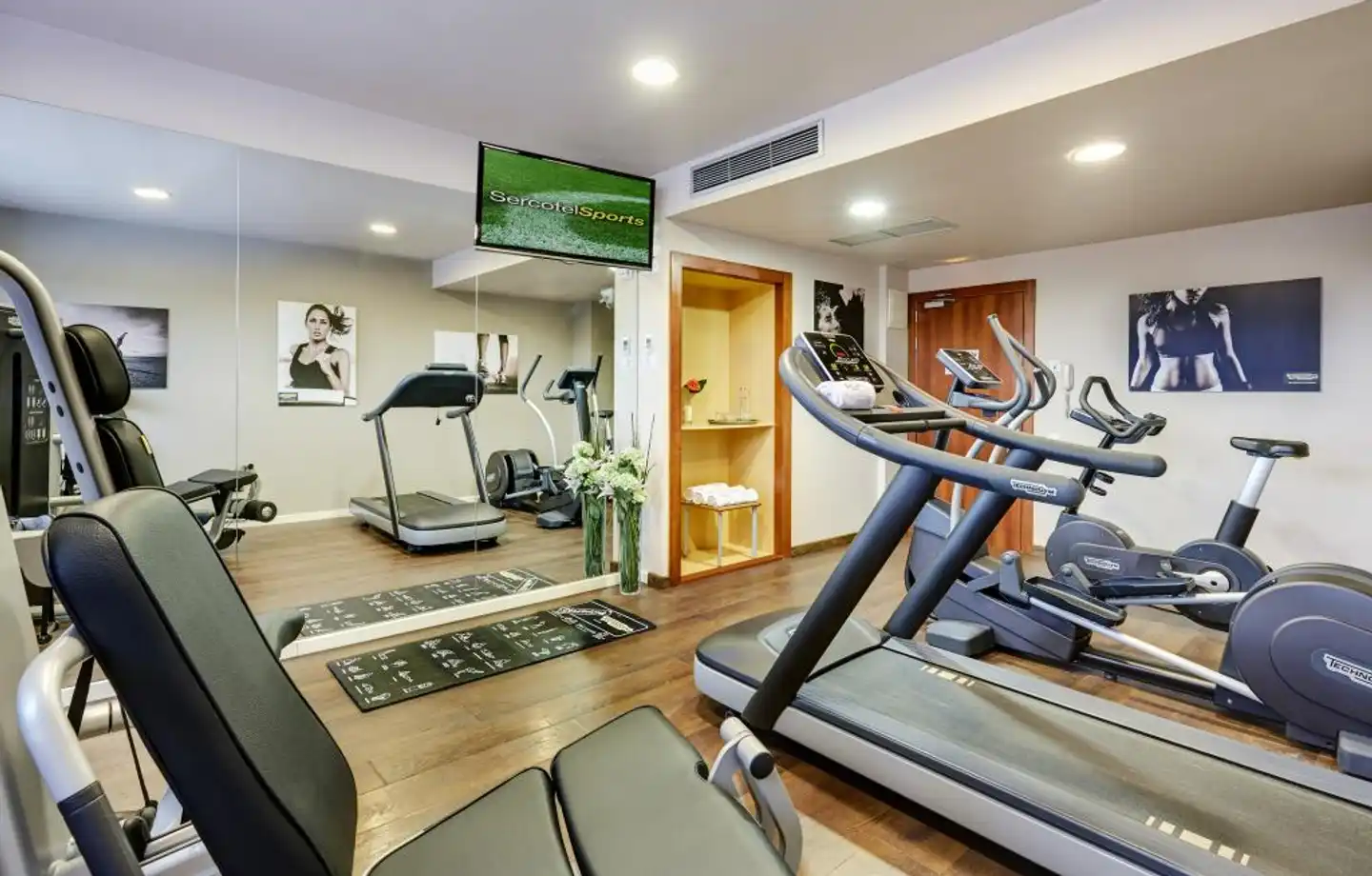 Sercotel Ciutat de Montcada Sport und Entertainment