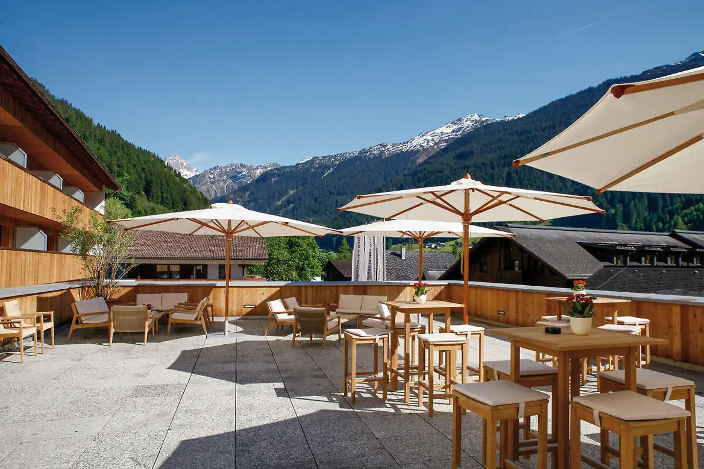 Sporthotel Silvretta Montafon Terrasse