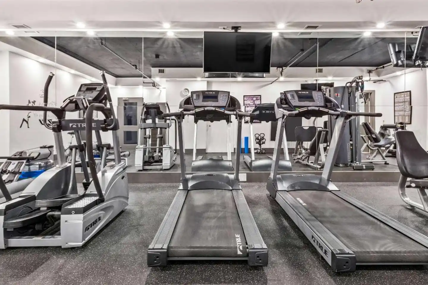 Best Western Premier Calgary Plaza Hotel & Conference Centre Sport und Entertainment