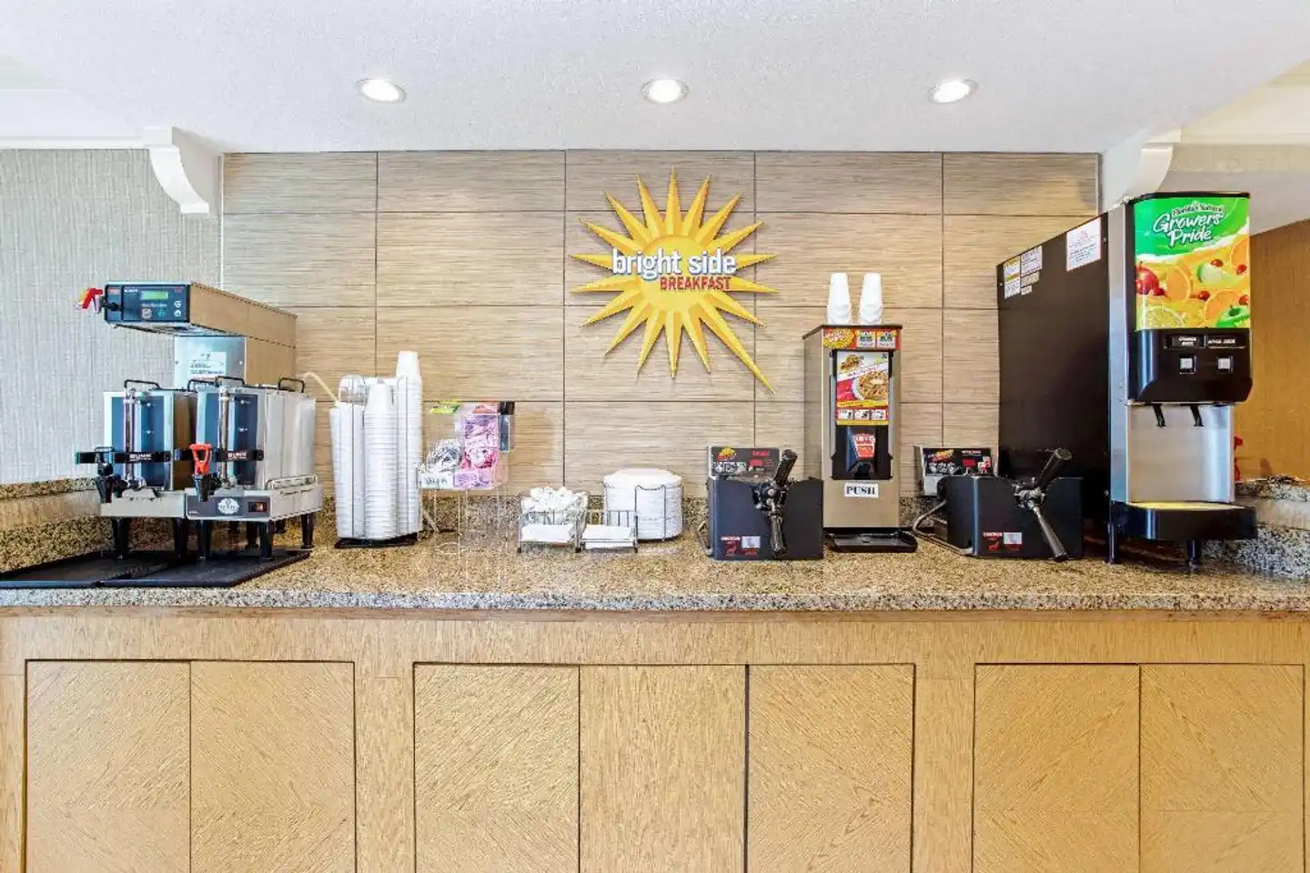 La Quinta Inn Orlando Airport West Lobby