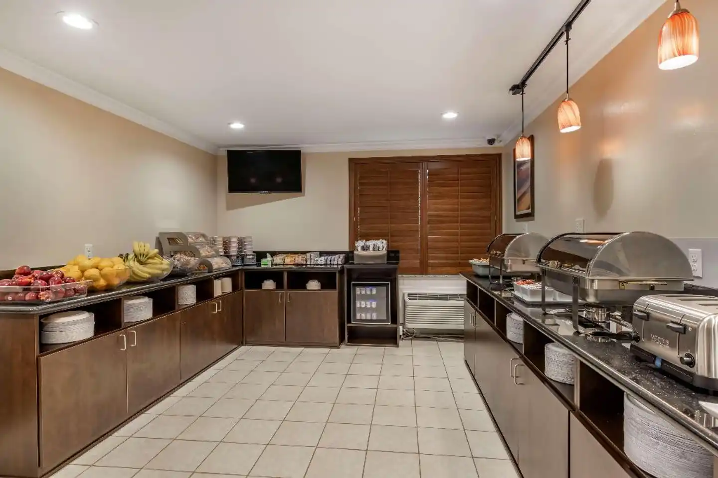 Best Western Plus South Bay Hotel Lobby