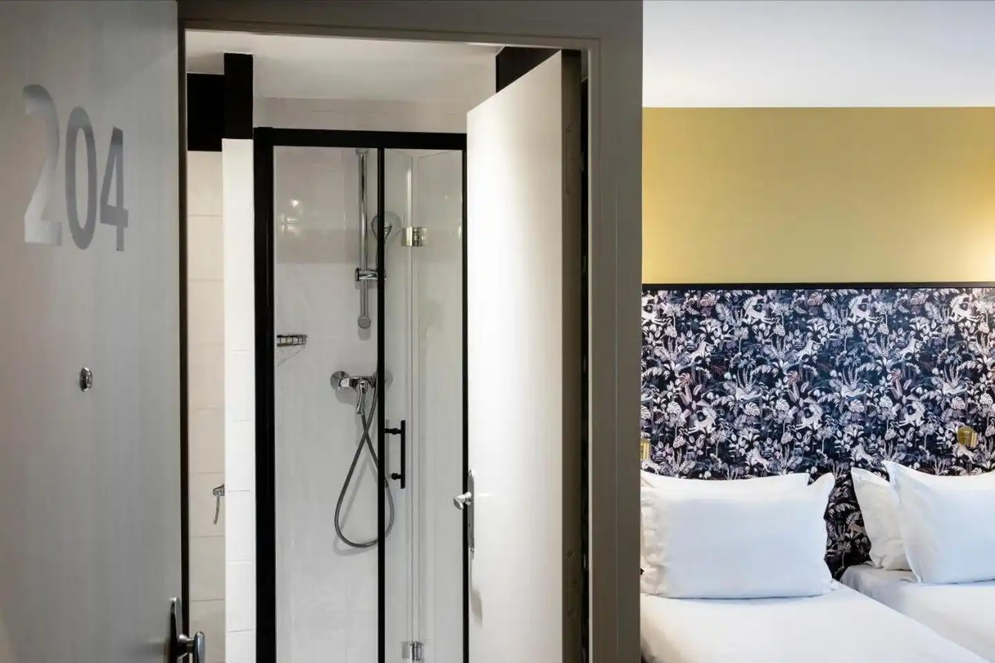 Hôtel Paris LaFayette Badezimmer