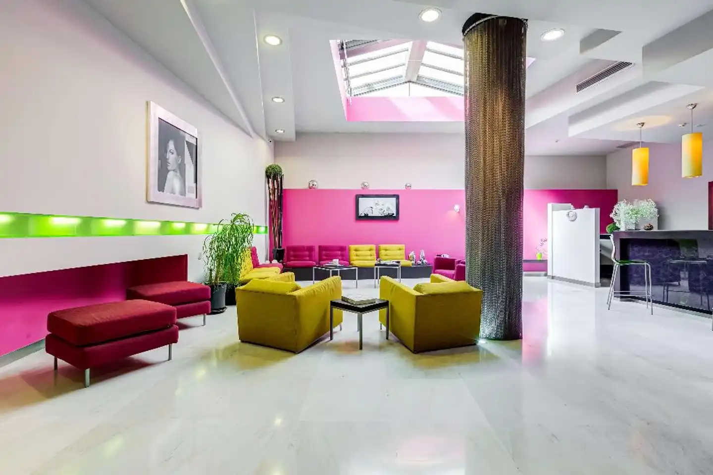 Best Western Cinemusic Hotel Lobby