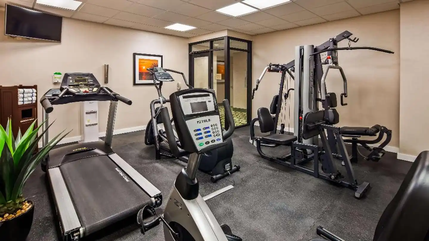 Best Western Plus Kendall Hotel & Suites Sport und Entertainment