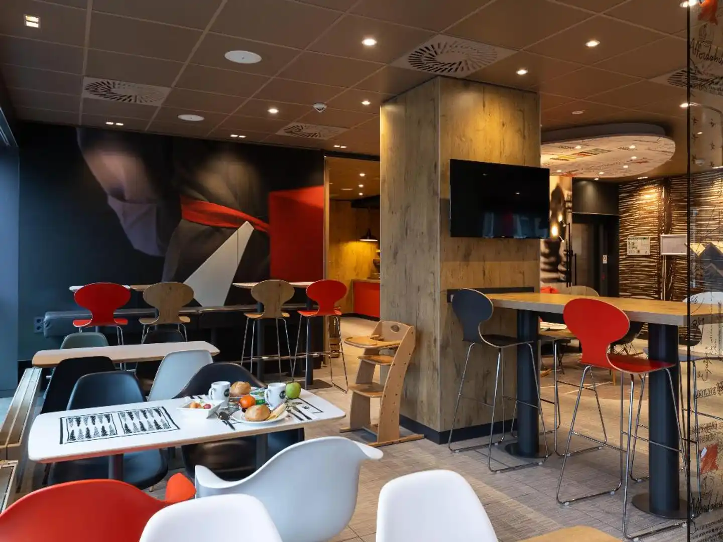 B&B HOTEL Wuppertal-City Bar