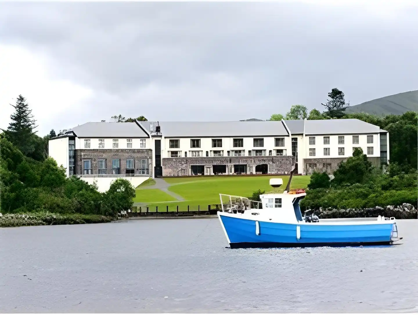 Sneem Hotel Aussenansicht