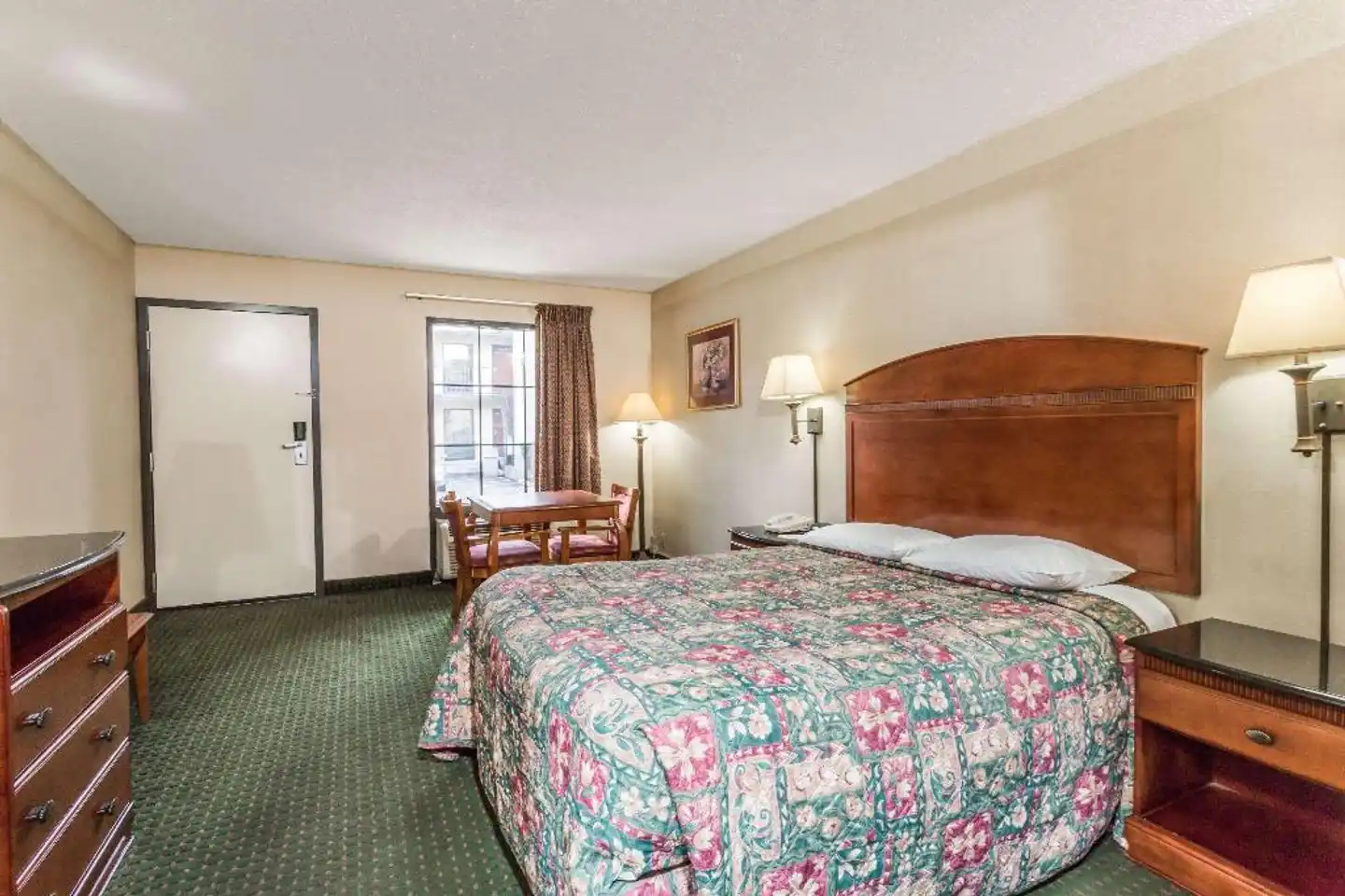 Days Inn by Wyndham Camp Springs/Andrews AFB DC Area Wohnbeispiel