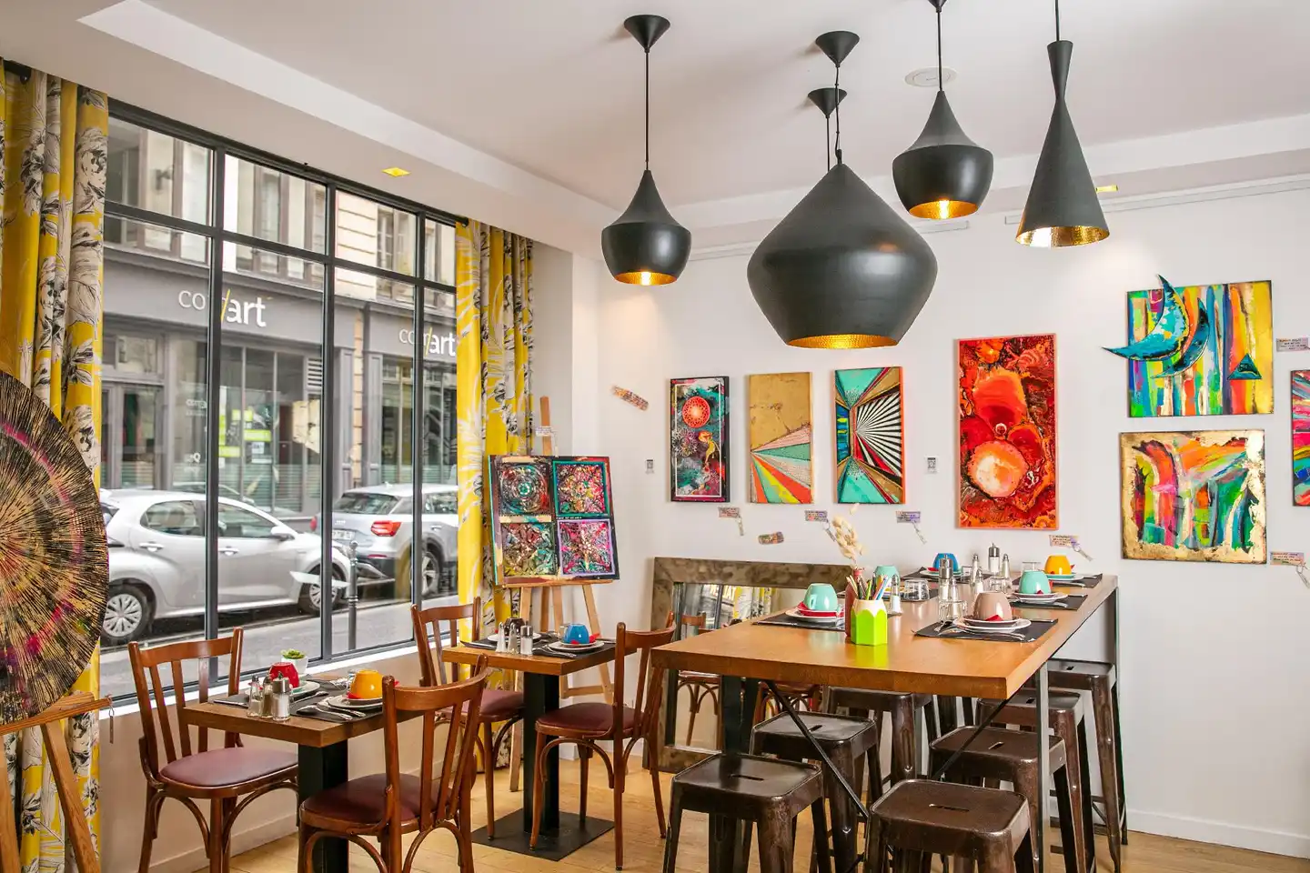 Crayon Restaurant