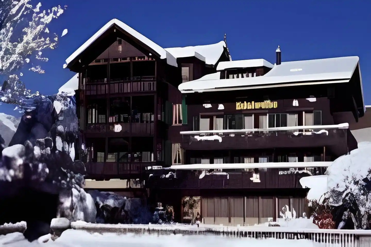 Hotel Edelweiss Aussenansicht