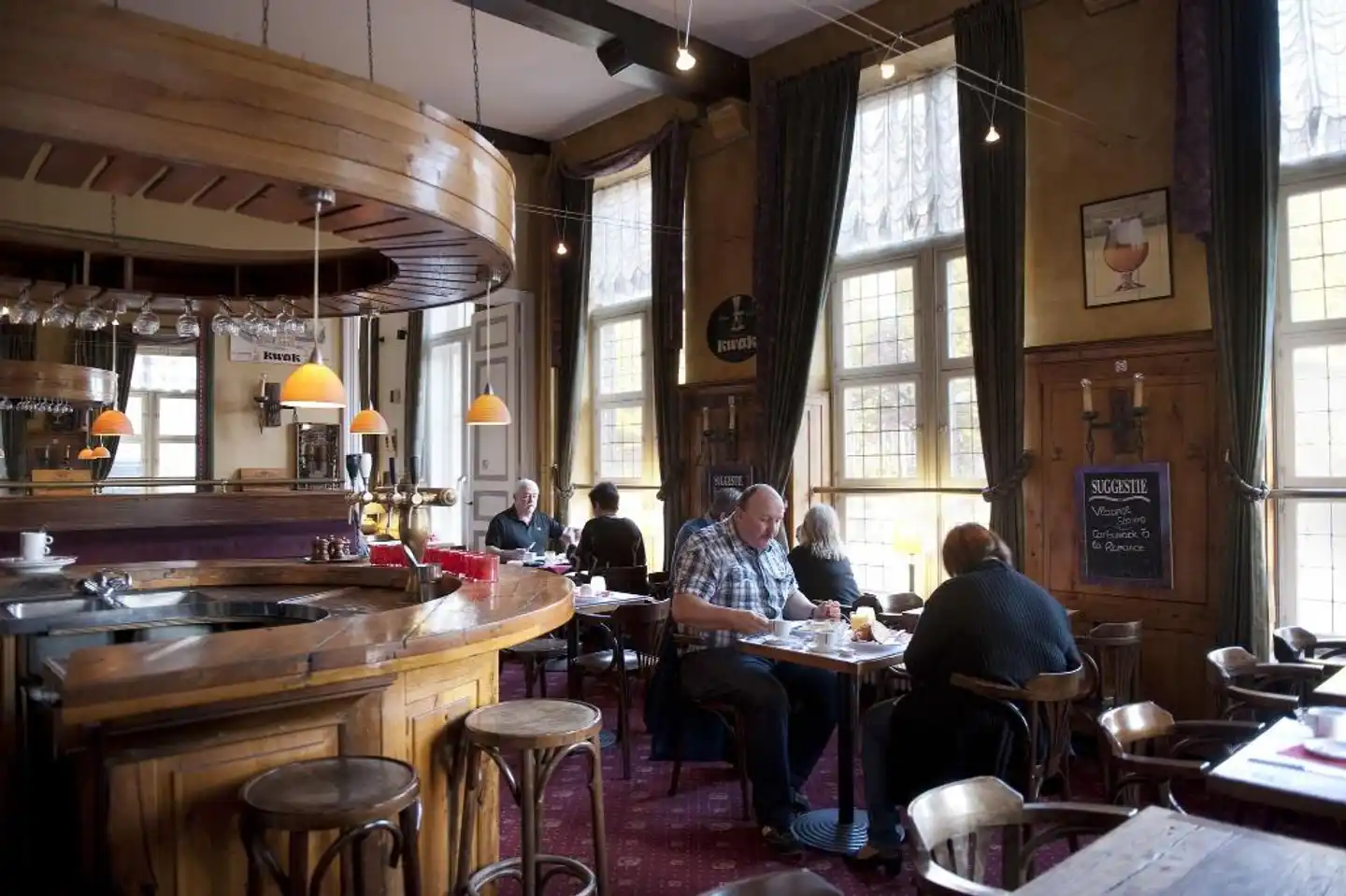 Bourgoensch Hof Bar