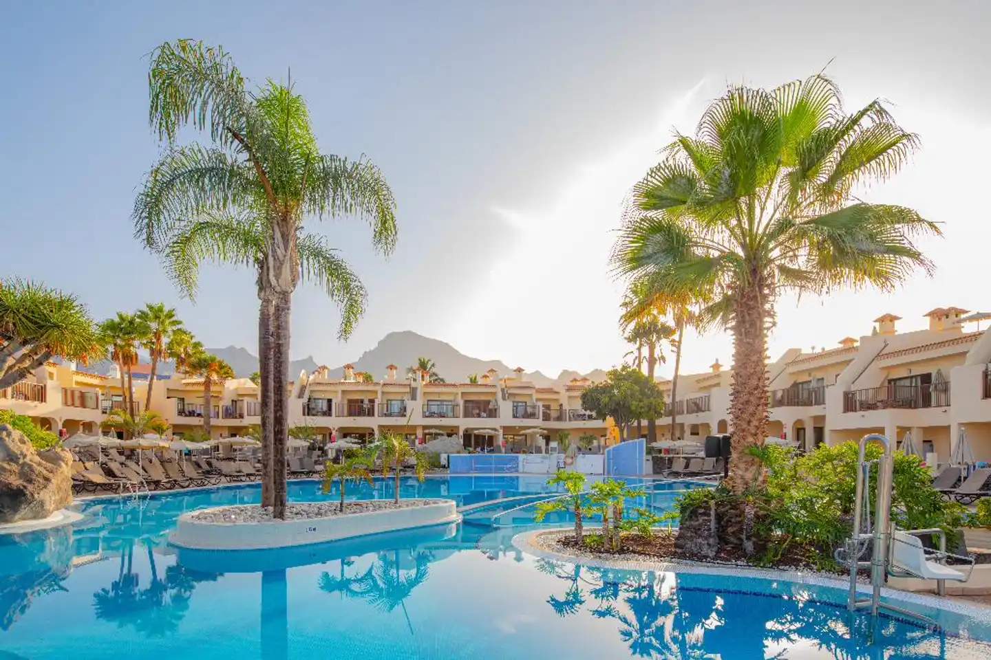 Royal Sunset Beach Club Pool