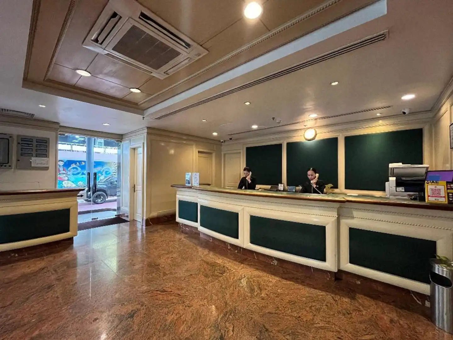 Shangri-la Lobby