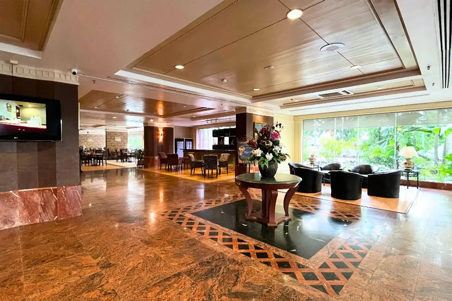 Shangri-la Lobby