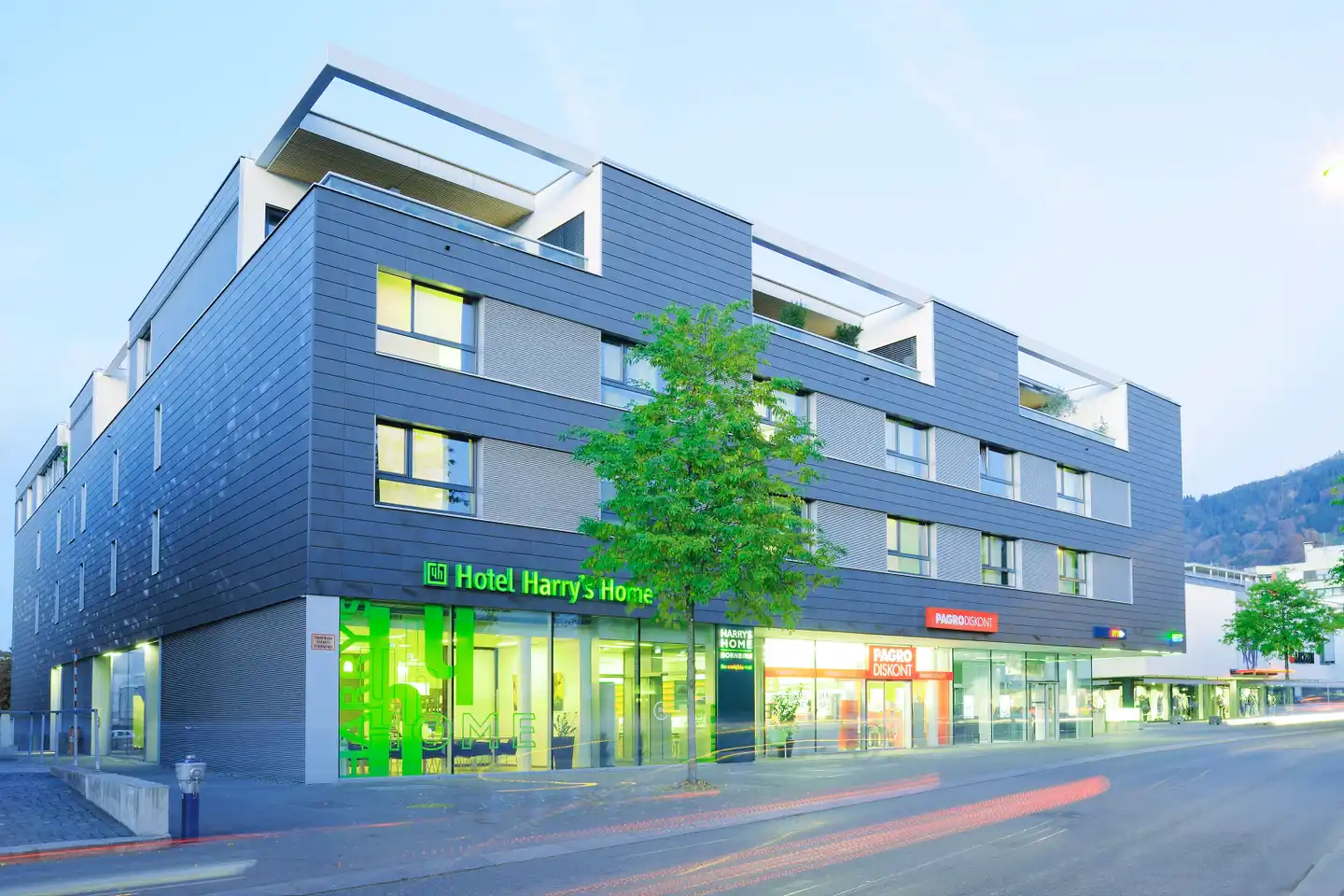 harry's home Dornbirn Aussenansicht