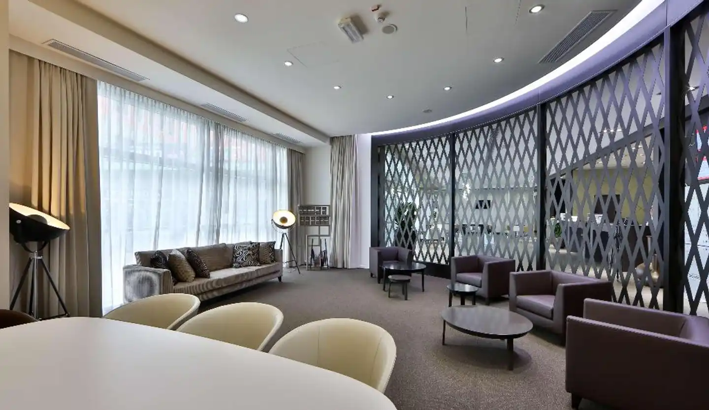 Best Western Premier CHC Airport Lobby