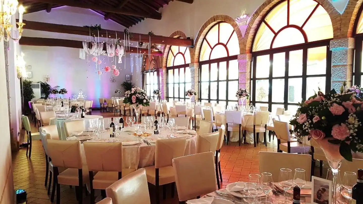 Villa Cariola Restaurant