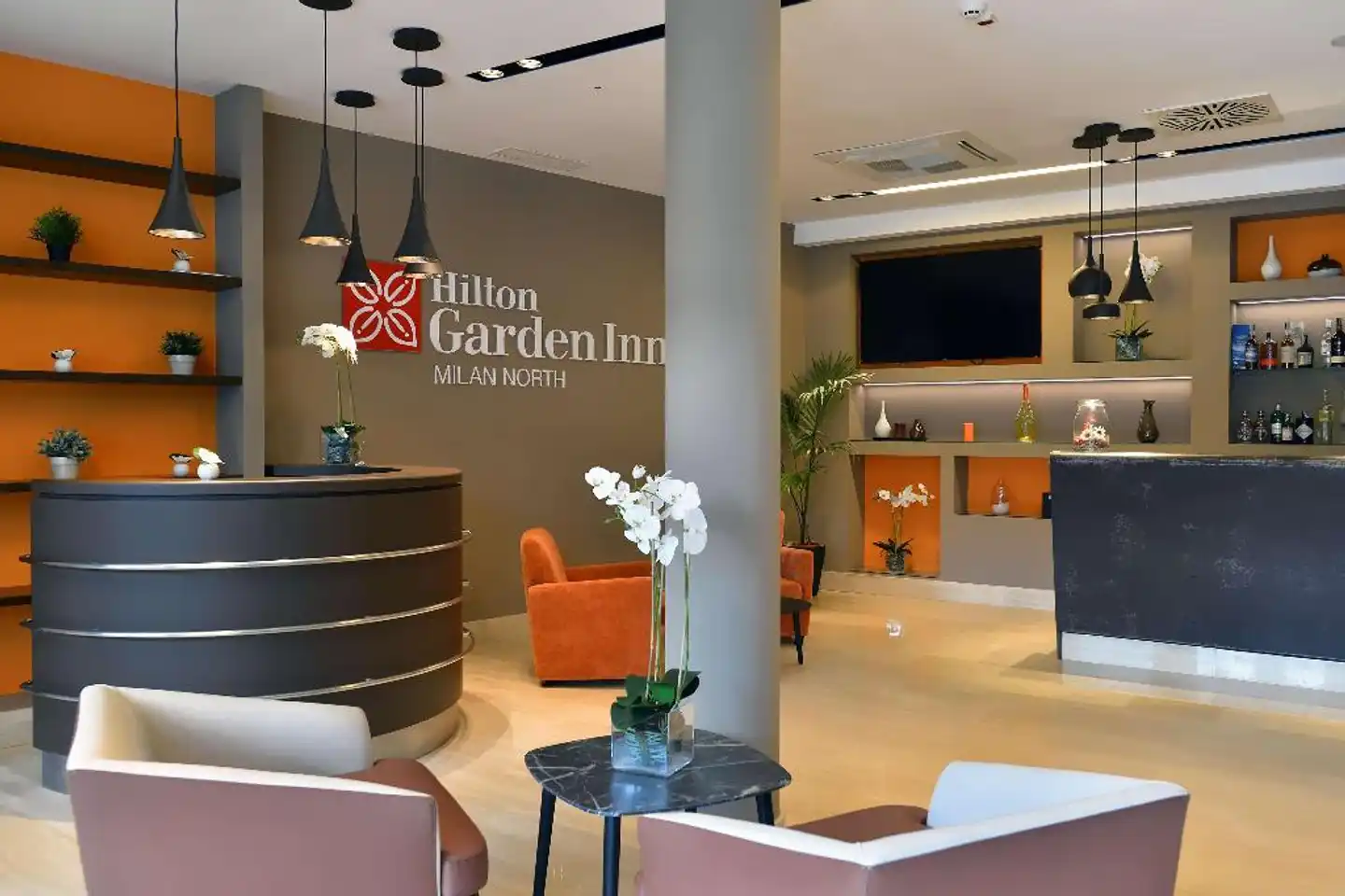 Hilton Garden Inn Milan North Lobby