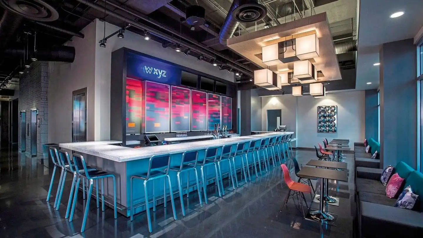 Aloft Tampa Downtown Bar