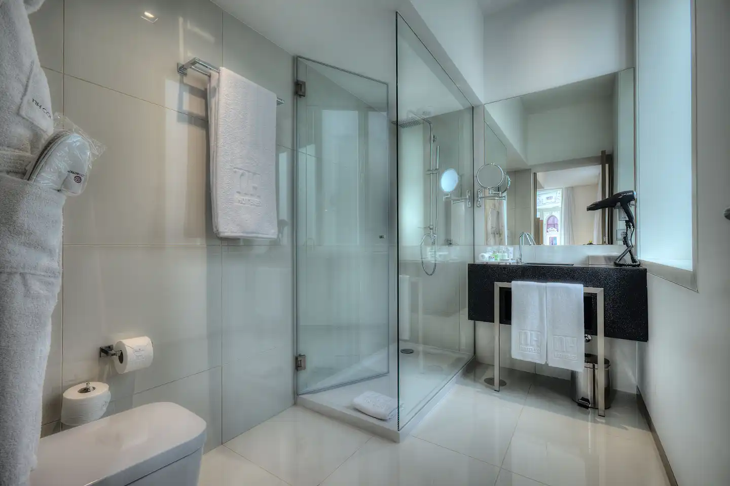 NH Collection Porto Batalha Badezimmer