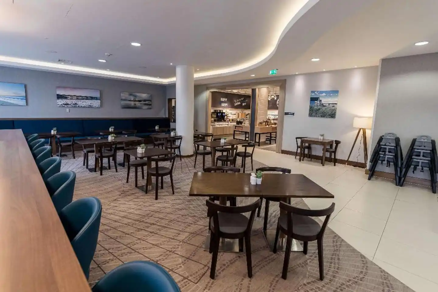 Hampton by Hilton Bournemouth Bar