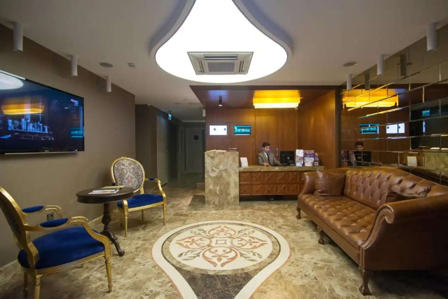 GK Regency Suites Lobby