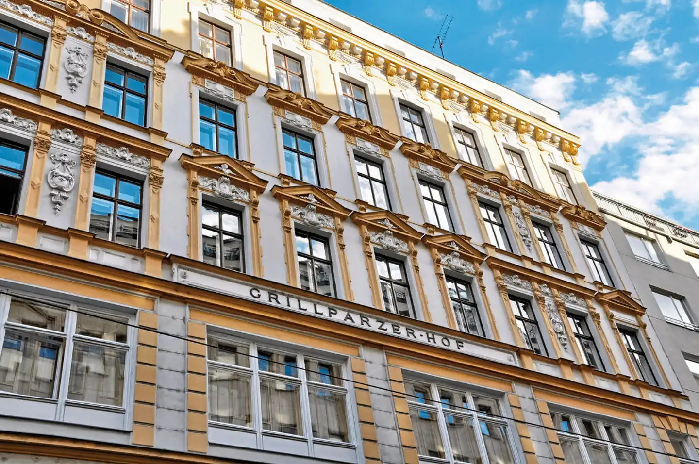City Pension Stephansplatz Aussenansicht